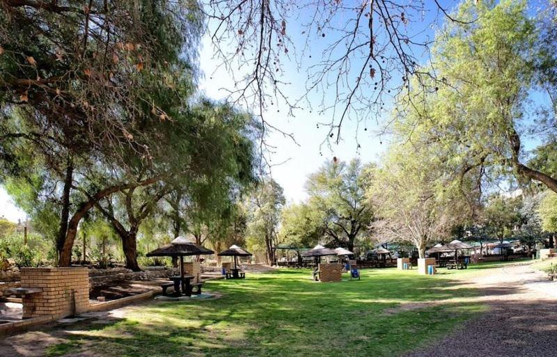 Avalon Springs Resort Montagu Esterno foto